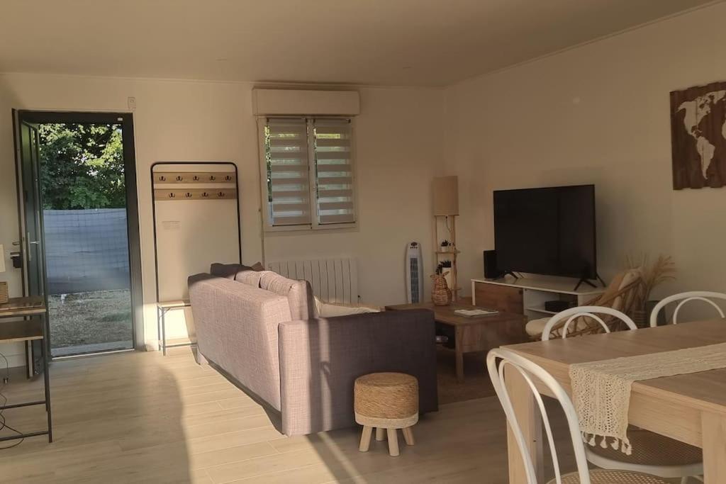 Maison Au Calme Entre Collegues Ou Famille - La Boheme - Saint-Seurin-sur-l'Isle Ngoại thất bức ảnh